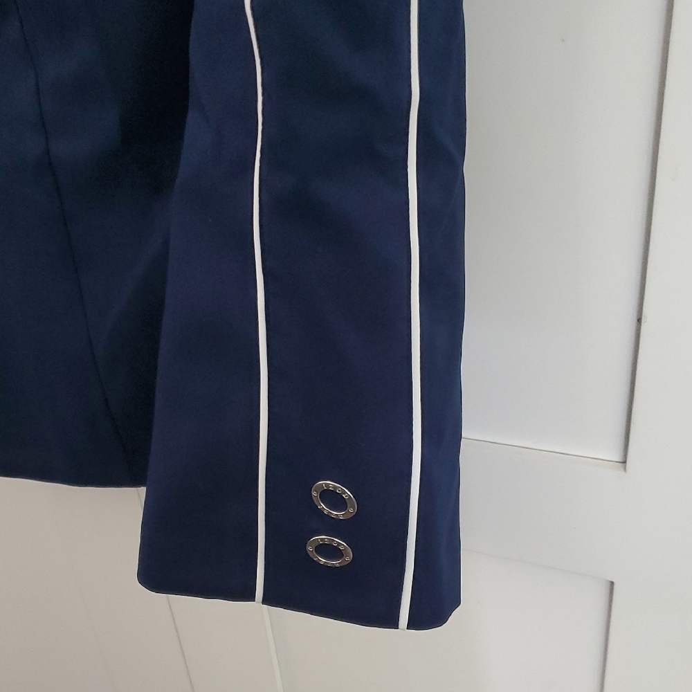 Izod /Golf  Navy Pencil Skort with White Piping - Picture 3 of 8